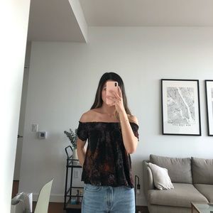 Aritzia Off the Shoulder Top